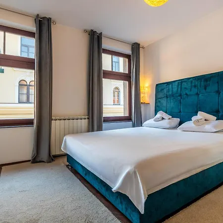 Vijecnica Corner - Panorama View * Sarajewo